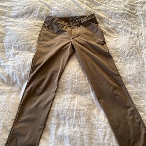 Lululemon ABC Pant Slim size 32